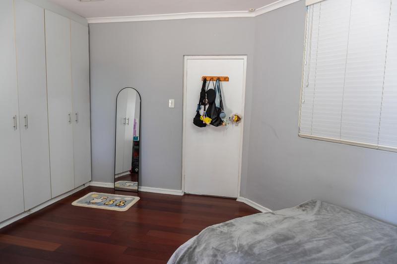 6 Bedroom Property for Sale in Plattekloof Western Cape